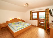 Schlafzimmer im Appartment Walchhofer